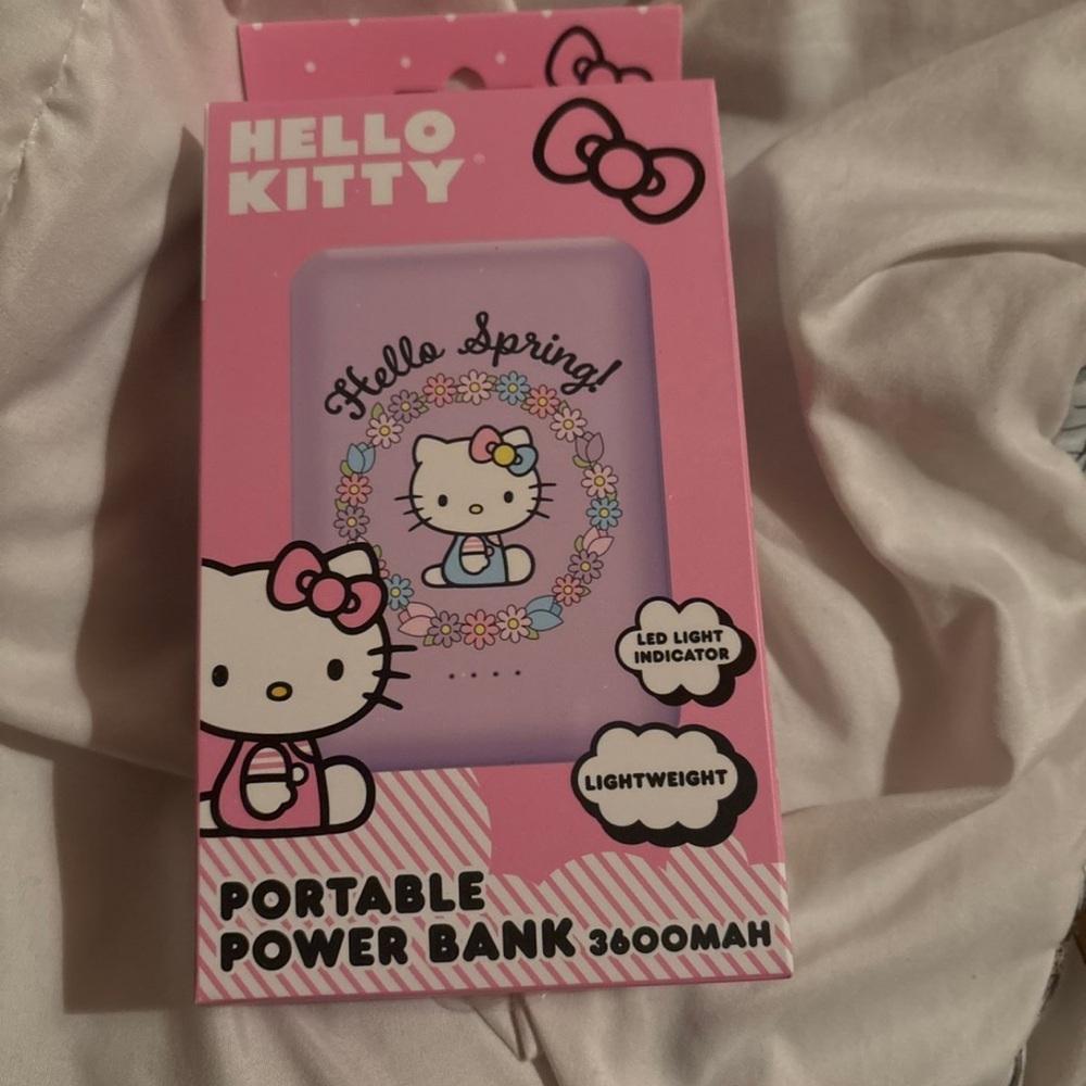 New Hello Kitty portable power bank 3600